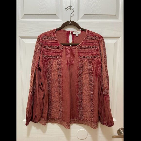 Tru Luxe Womens Blouse Top Textured BOHO Western Size M Long Sleeve Floral NWT - Picture 1 of 12